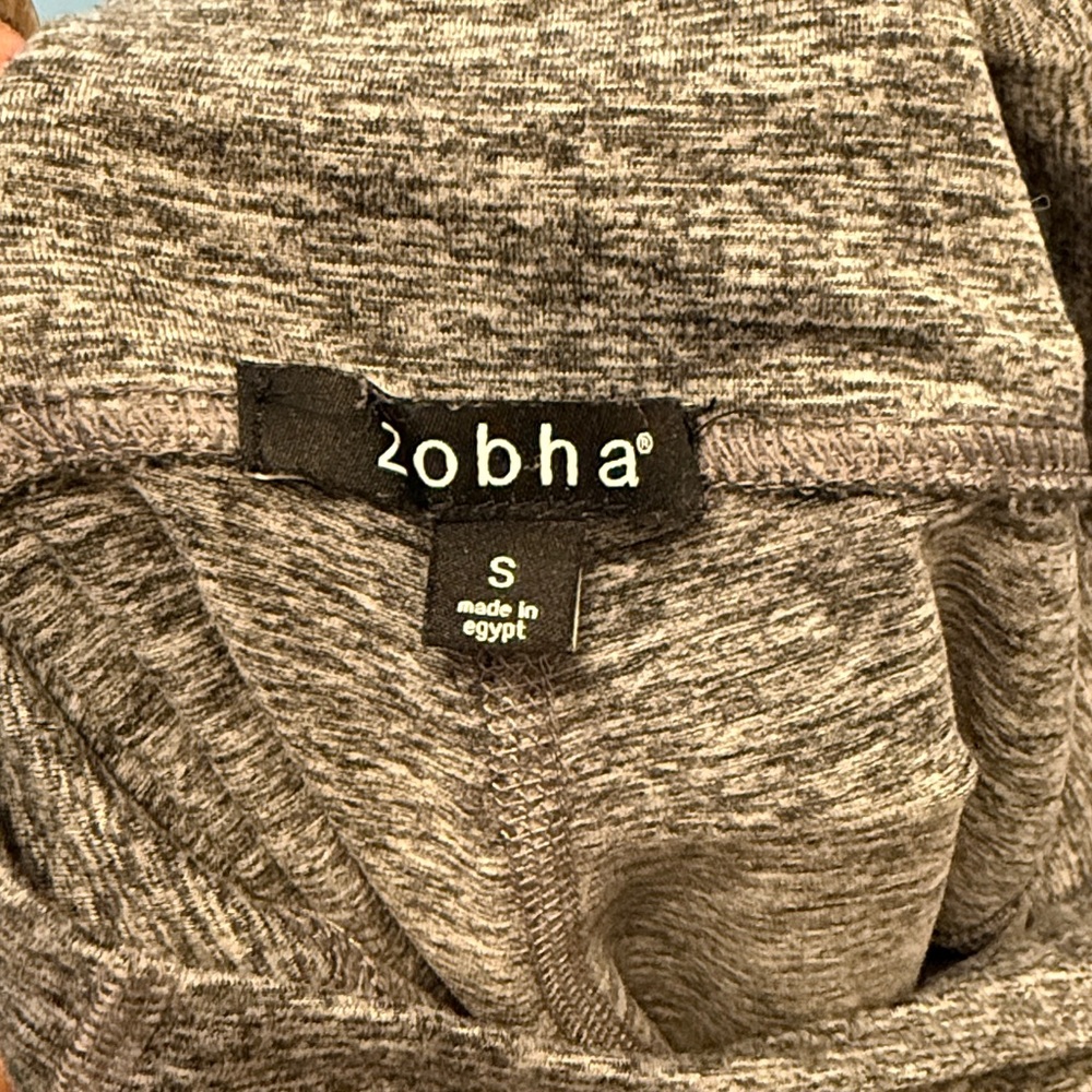 Zobha Heathered Gray Knit Top